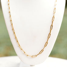 Load image into Gallery viewer, heavy paperclip gold necklace
